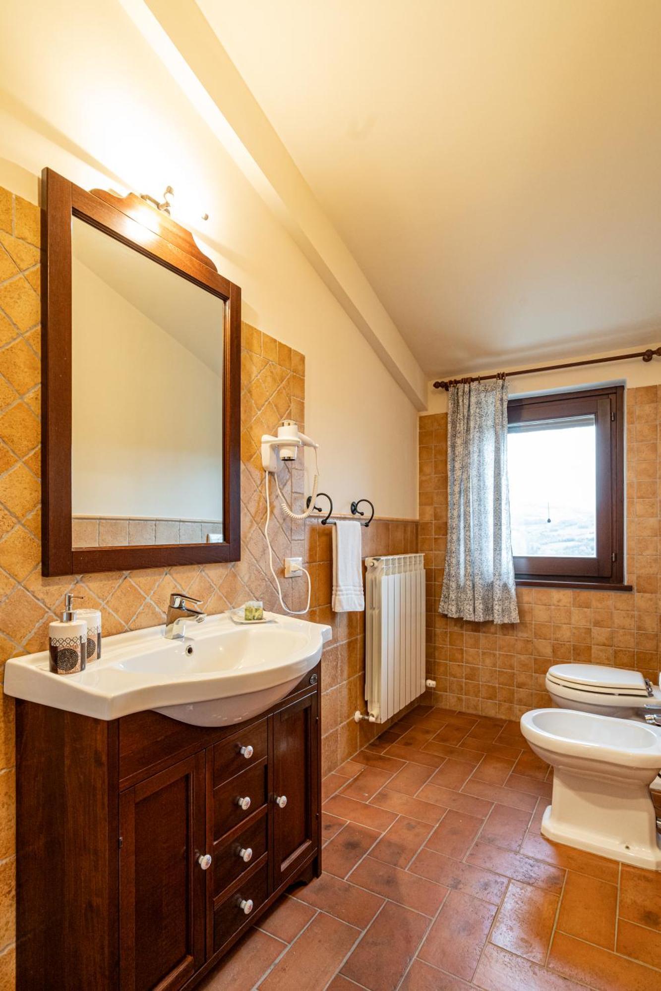 Il Borghetto Villa Todi Luaran gambar